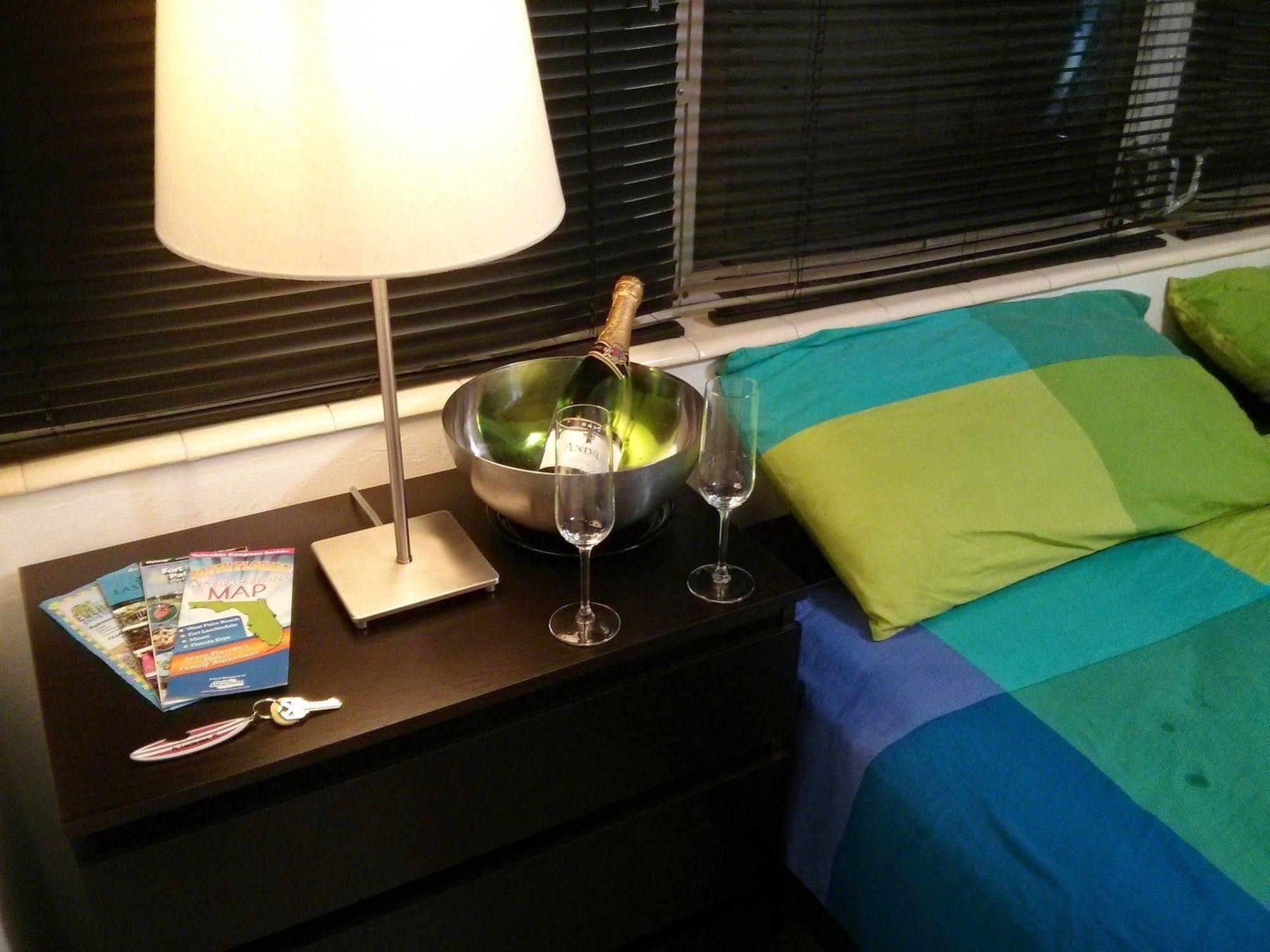 Blue Ocean Guesthouse โอ๊คแลนด์พาร์ค ภายนอก รูปภาพ